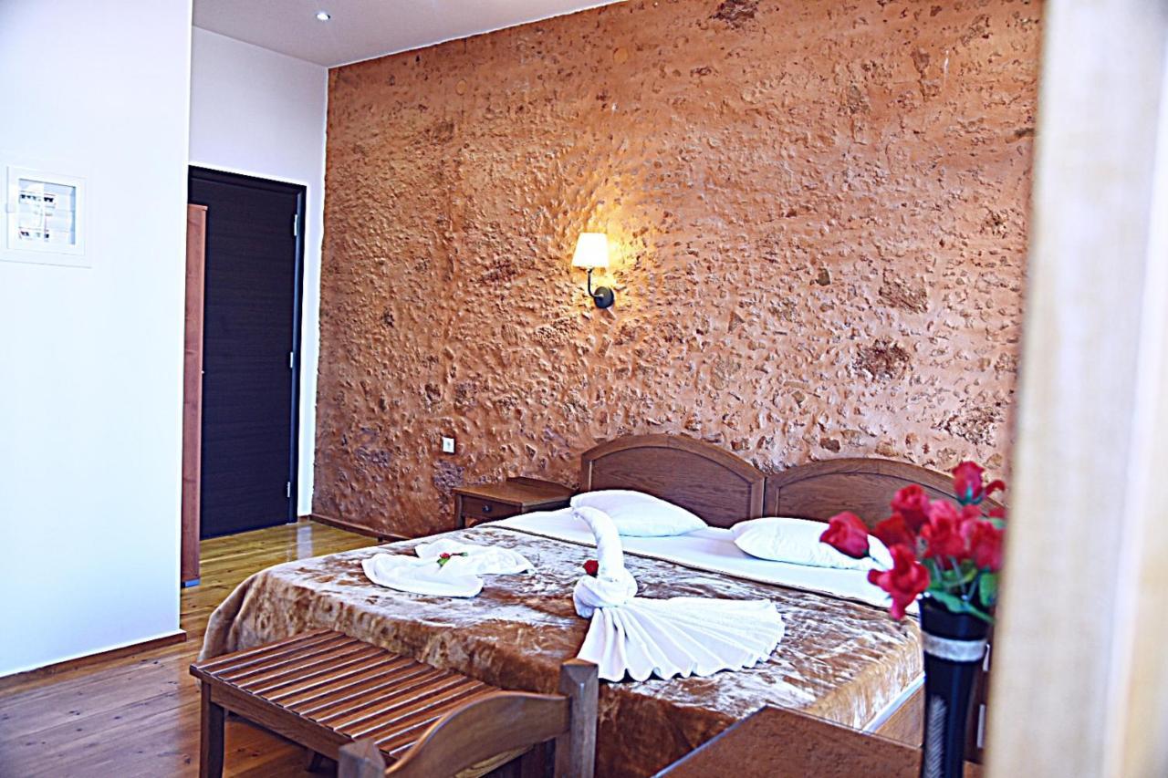 Santrivani Rooms La Canea Esterno foto
