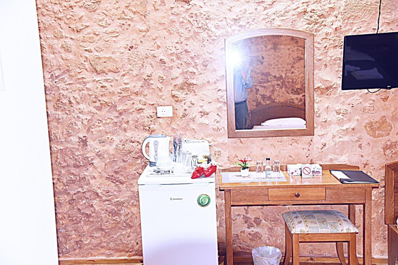 Santrivani Rooms La Canea Esterno foto