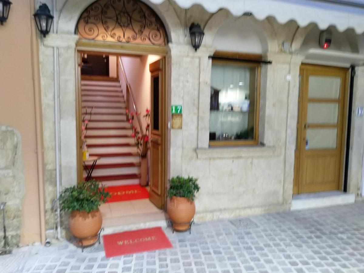 Santrivani Rooms La Canea Esterno foto